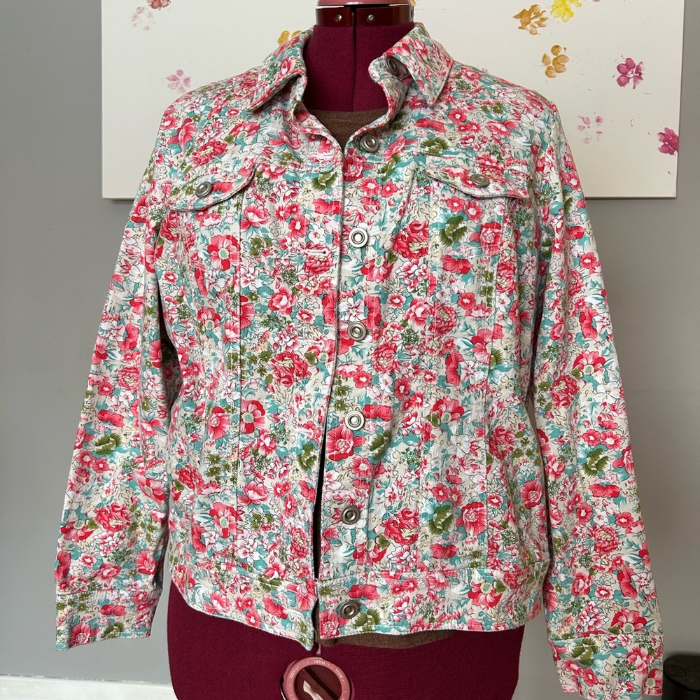 Northern Reflections flowered jacket - Picture 3 of 7